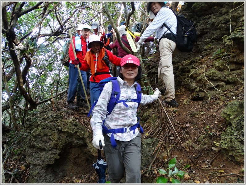 2013-12-08 15-07-49下龜呵吠山.JPG